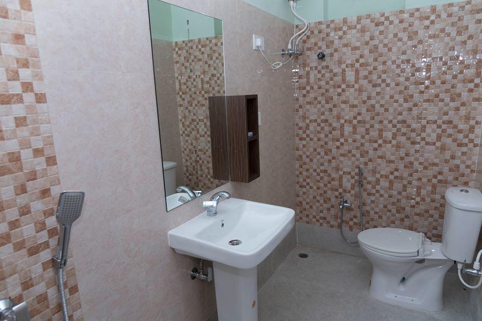 Rajhans Hotel & Resort Phalta Exterior photo